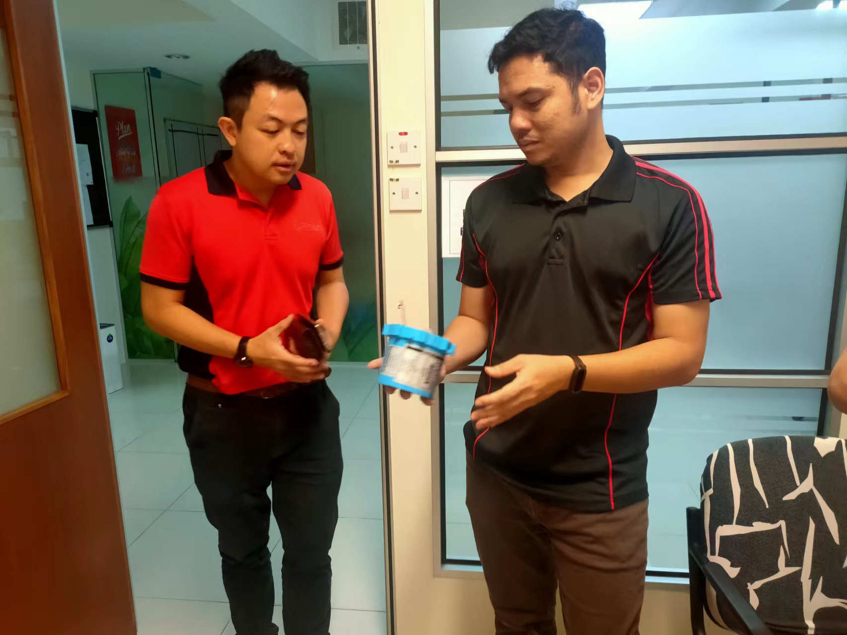 1705024905429123.jpg 1705024905429123.jpg